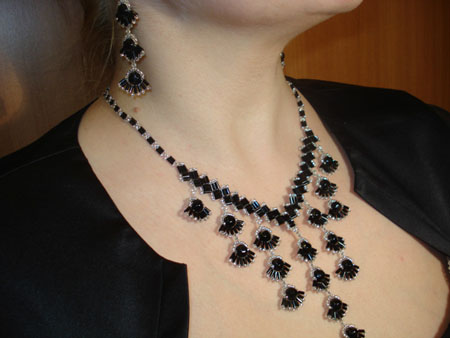 Колье " Праздничное" 