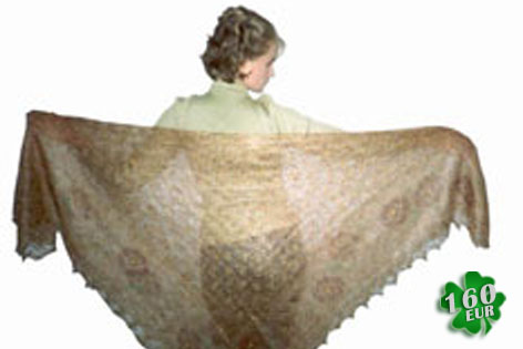 пуховый платок с вышивкой